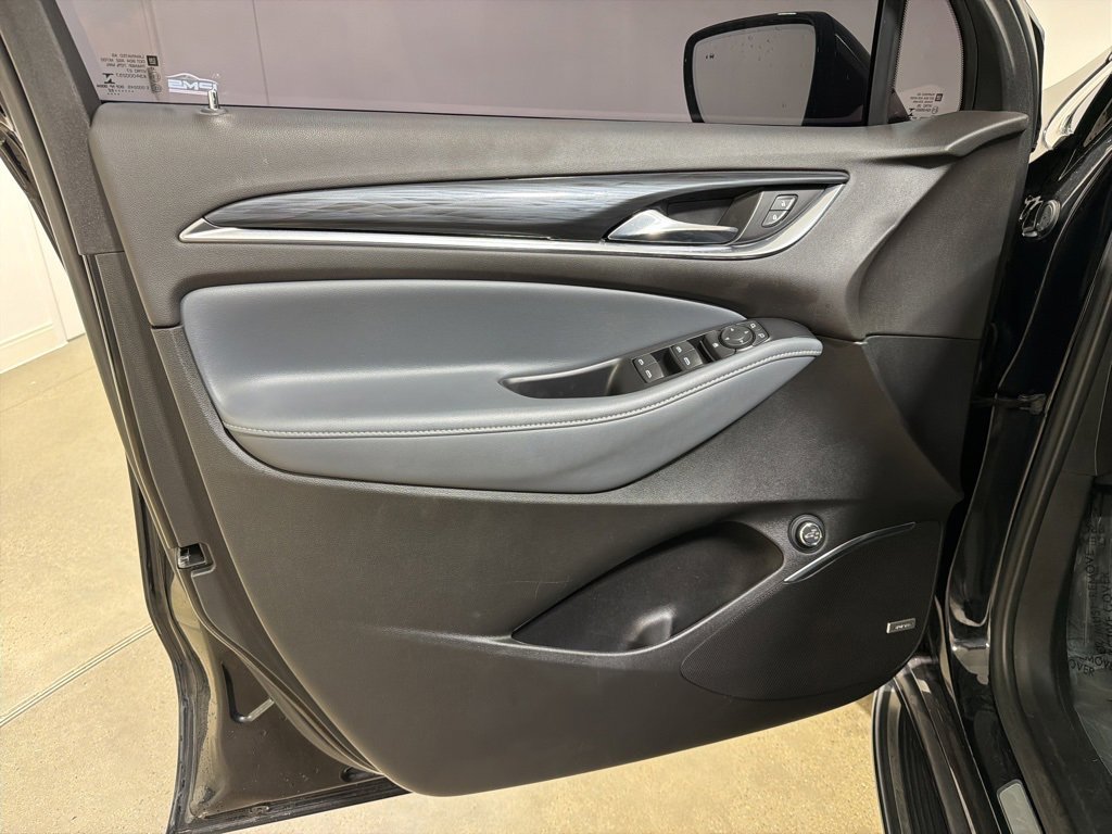 Used 2022 Buick Enclave Essence w/ Experience Buick Package
