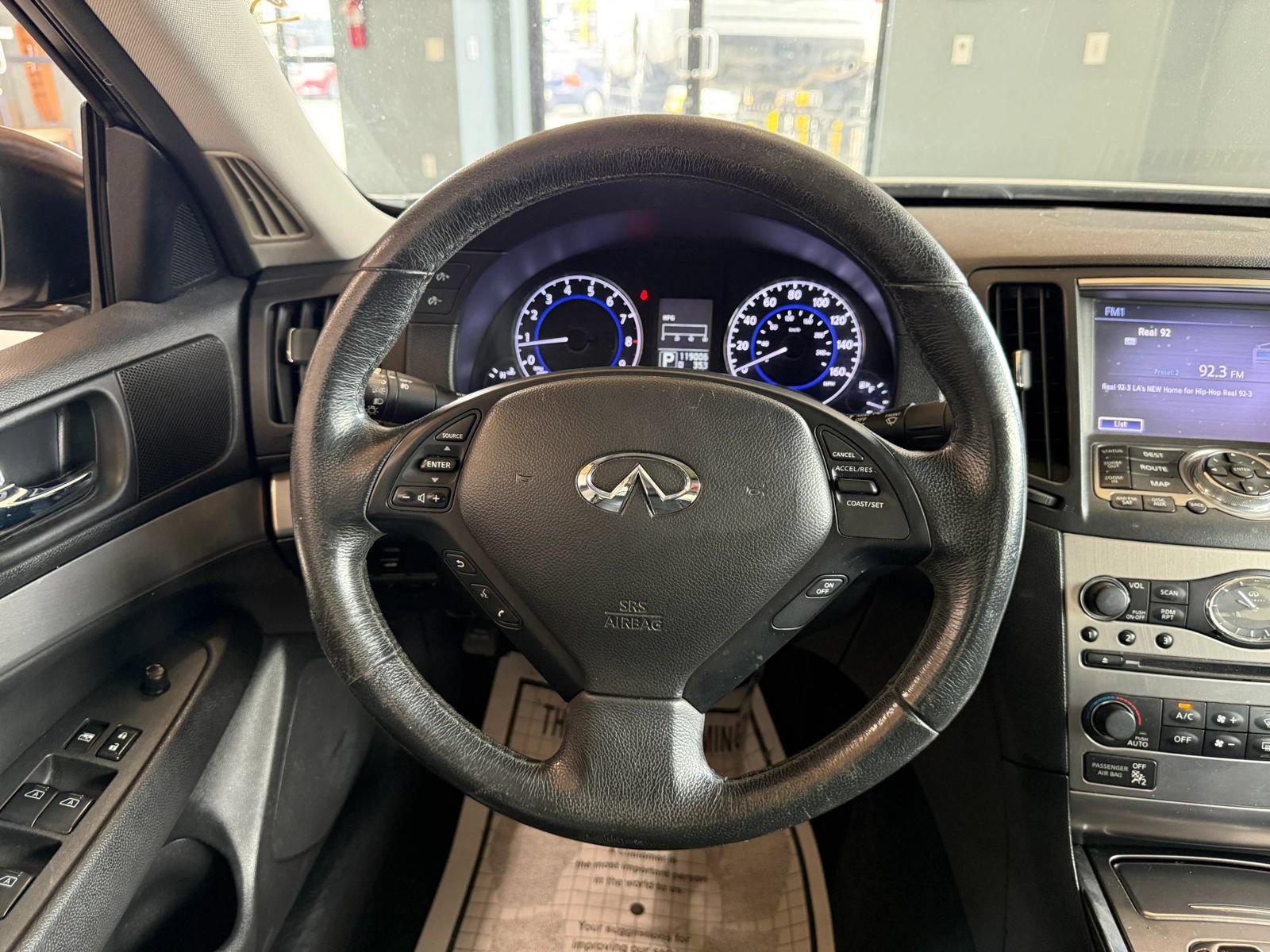 Used 2015 INFINITI Q40 w/ Navigation Package RWD image 13