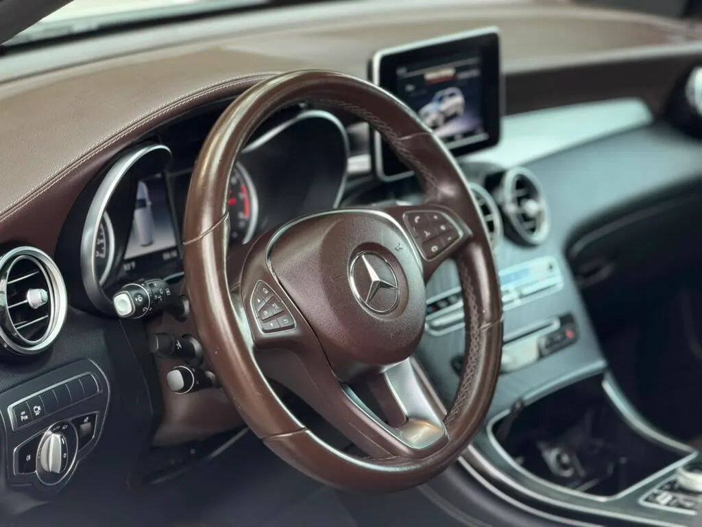 Used 2019 Mercedes-Benz GLC 43 AMG 4MATIC image 16