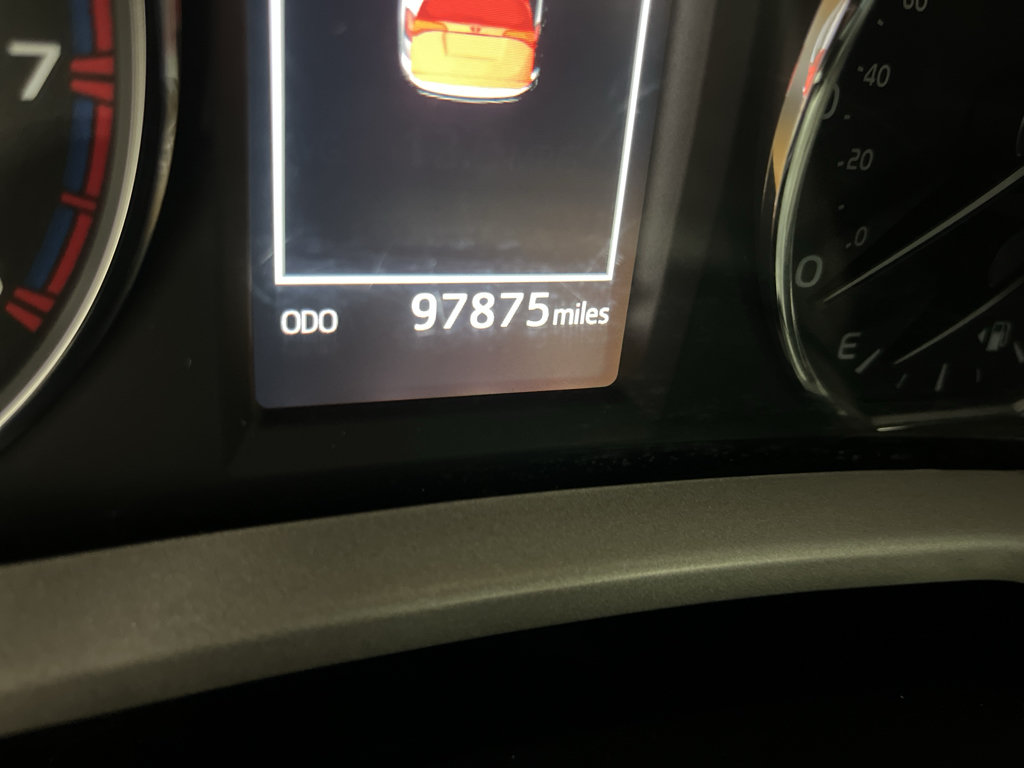 Used 2016 Toyota RAV4 XLE AWD/4WD image 25