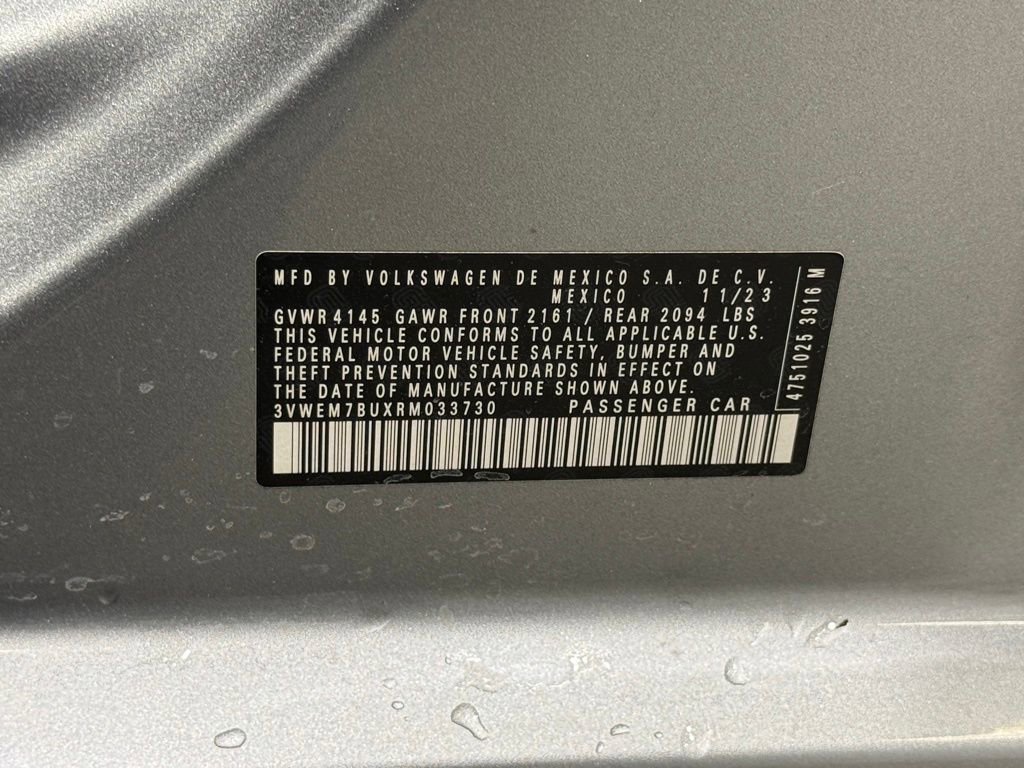Used 2024 Volkswagen Jetta SE image 31