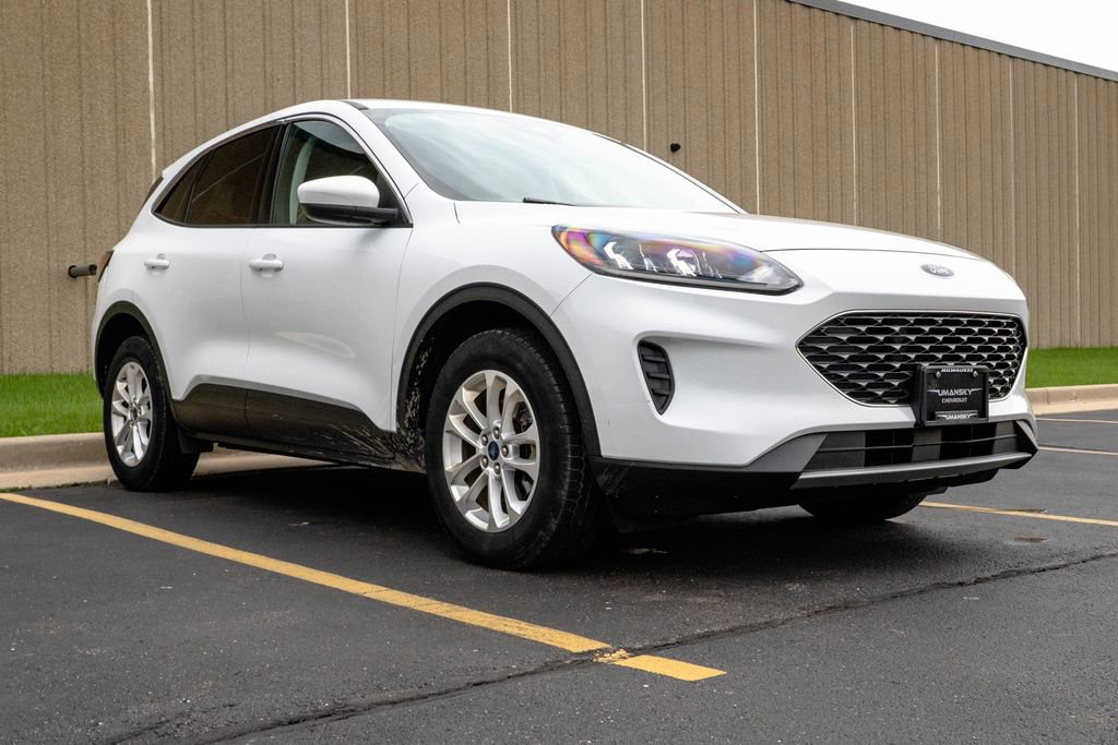 Used 2021 Ford Escape SE w/ Convenience Package image 2