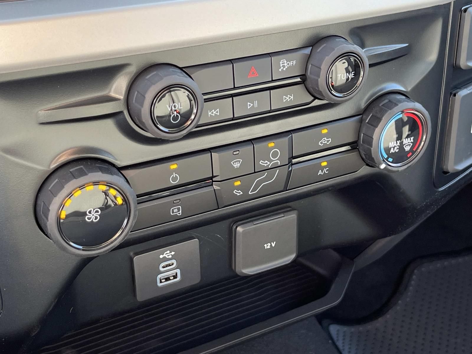 New 2026 Ford F250 XL w/ STX Appearance Package AWD/4WD image 20