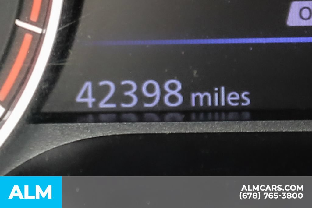 Used 2025 Nissan Altima 2.5 SV FWD image 40