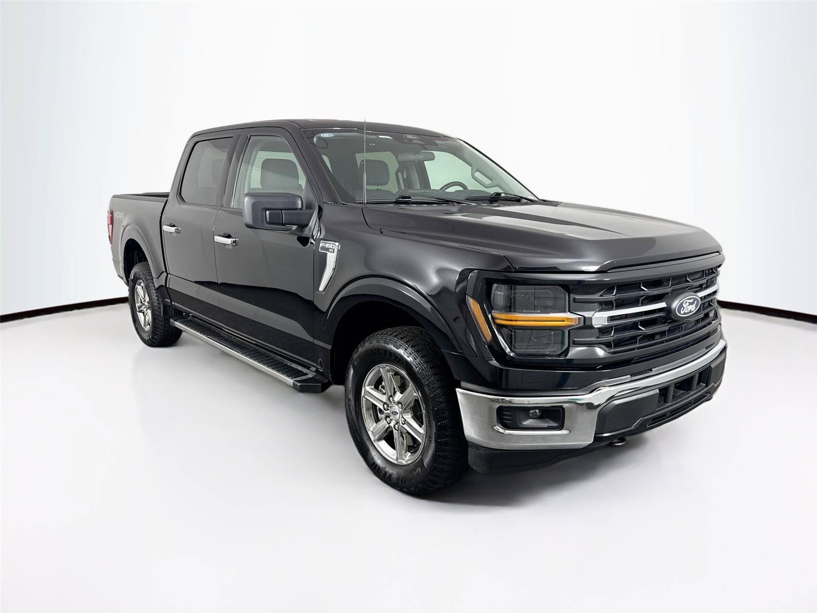 Used 2025 Ford F150 XLT w/ Equipment Group 301A Standard AWD/4WD image 8