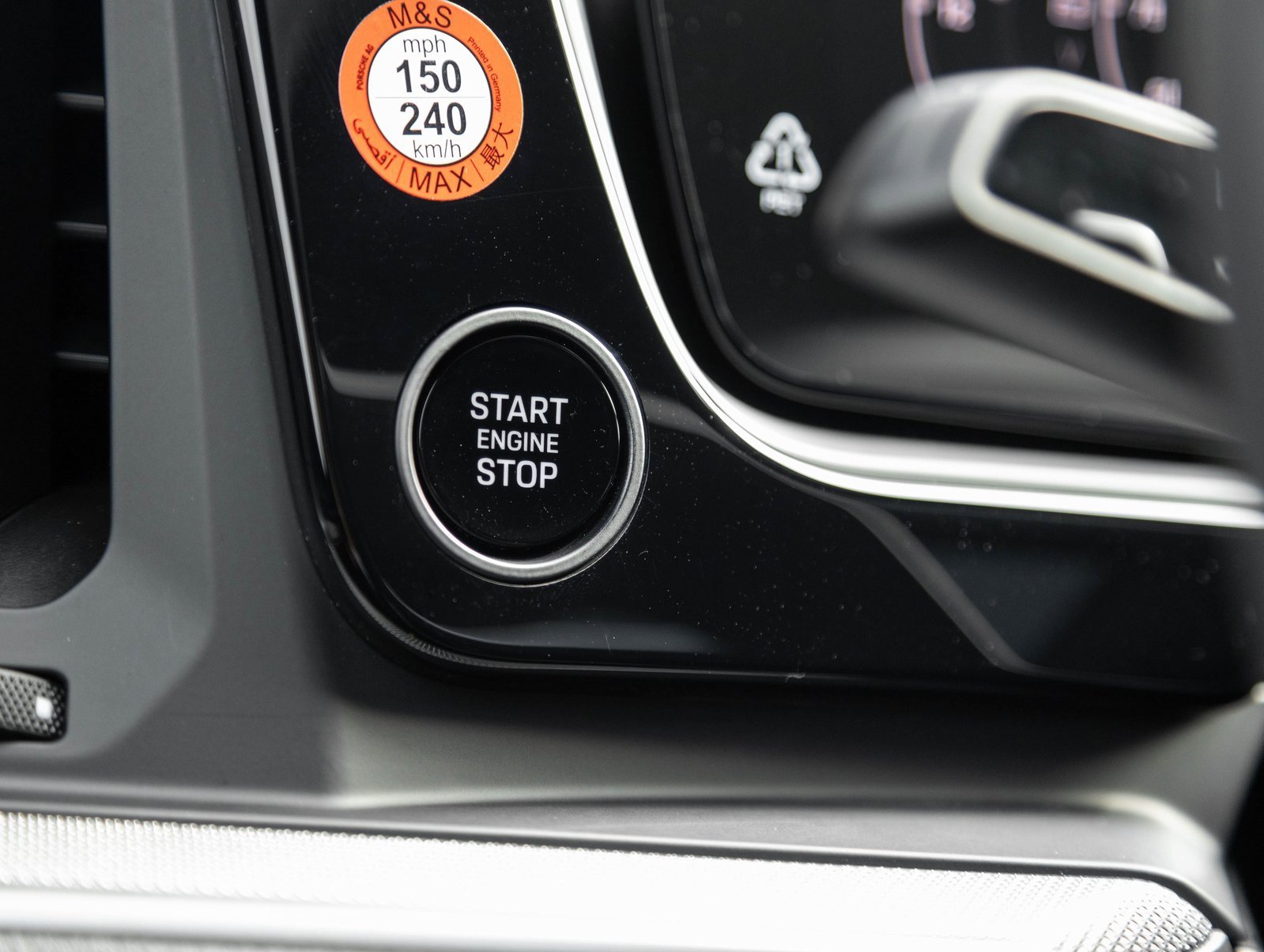 Certified 2026 Porsche Cayenne Coupe image 17