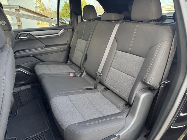 Used 2025 GMC Acadia Elevation image 22