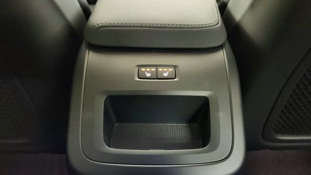 New 2026 Volvo XC60 T8 Plus w/ Climate Package AWD/4WD image 31