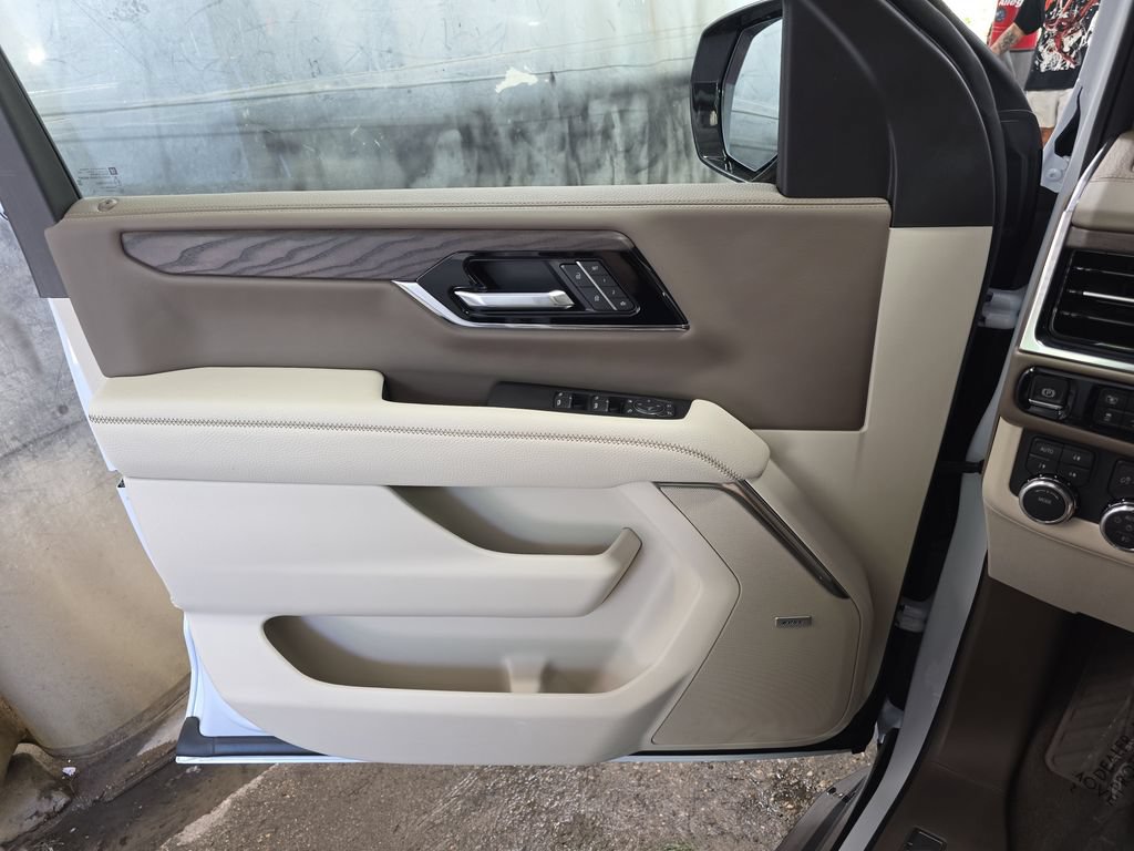 New 2026 GMC Yukon XL Denali w/ Advanced Technology Package AWD/4WD image 30