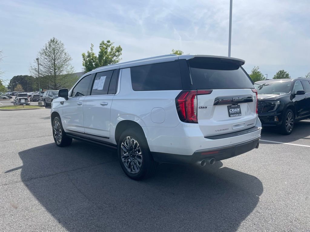 Used 2023 GMC Yukon XL Denali Ultimate AWD/4WD image 5