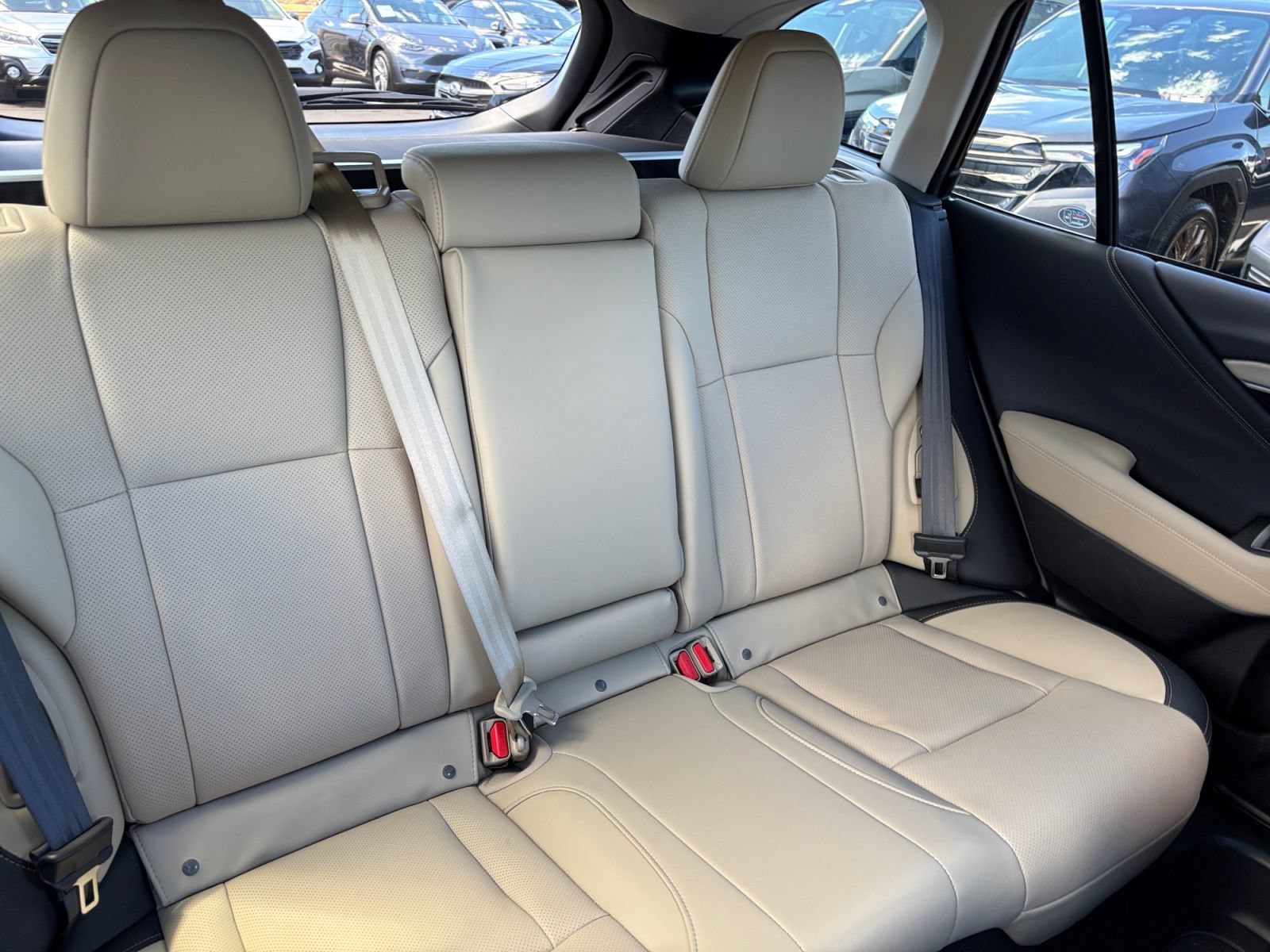 Certified 2025 Subaru Outback Limited AWD/4WD image 19