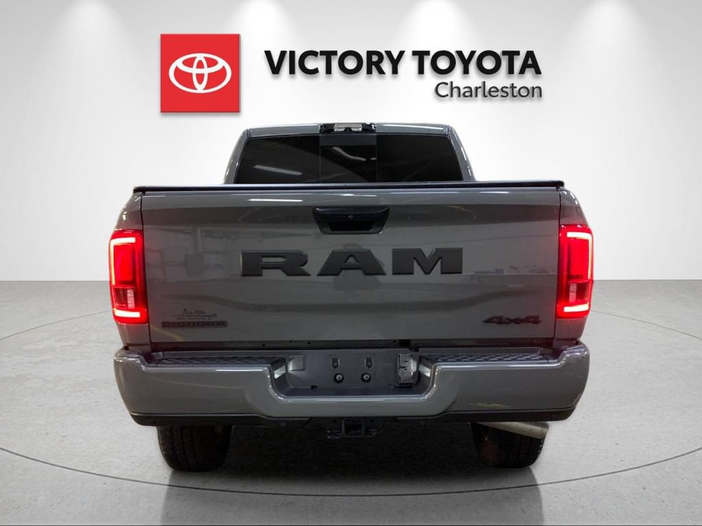 Used 2025 RAM 2500 Big Horn AWD/4WD image 4