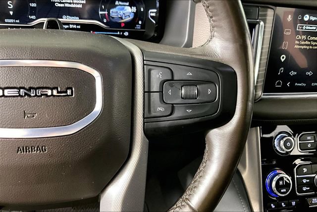 Used 2024 GMC Yukon Denali w/ Advanced Technology Package AWD/4WD image 9