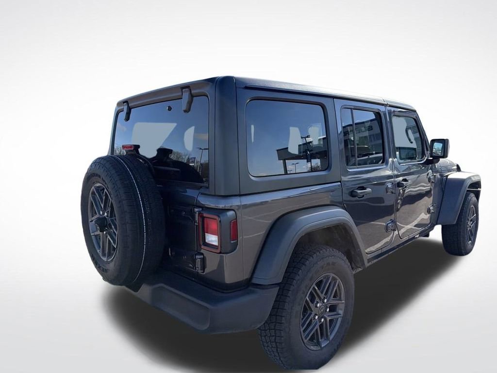 Used 2024 Jeep Wrangler Sport S image 8
