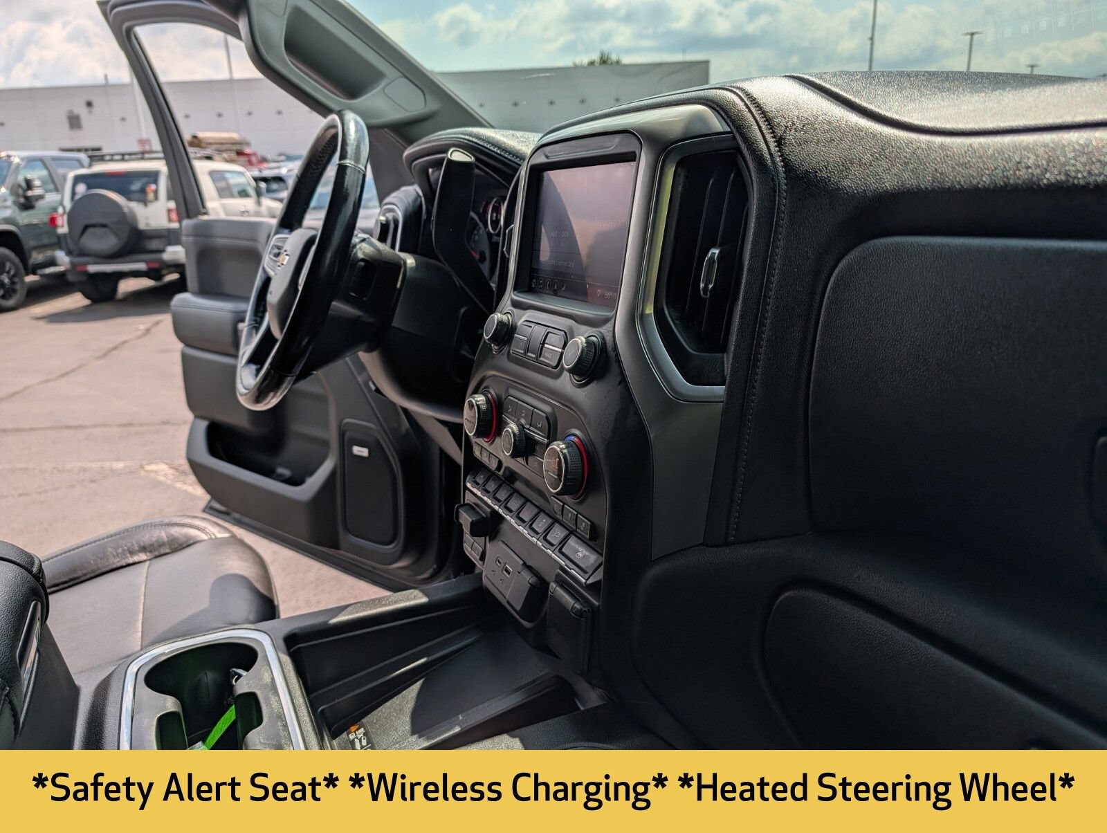 Used 2019 Chevrolet Silverado 1500 LTZ w/ LTZ Plus Package AWD/4WD image 30