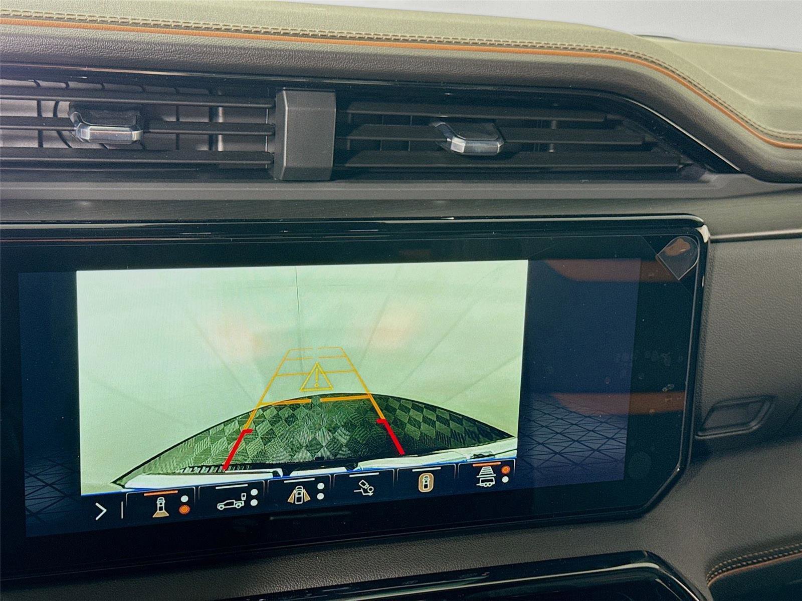 New 2026 GMC Sierra 1500 AT4 w/ AT4 Premium Package image 9