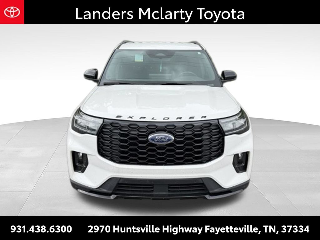 Used 2025 Ford Explorer ST-Line w/ Premium Package RWD image 5