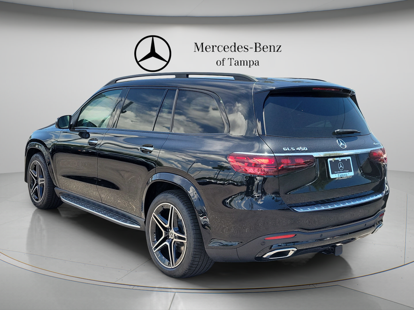 New 2026 Mercedes-Benz GLS 450 4MATIC image 2