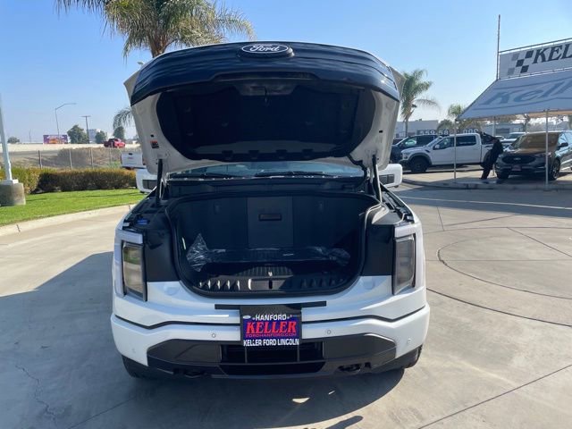 New 2025 Ford F150 Lightning Platinum image 30