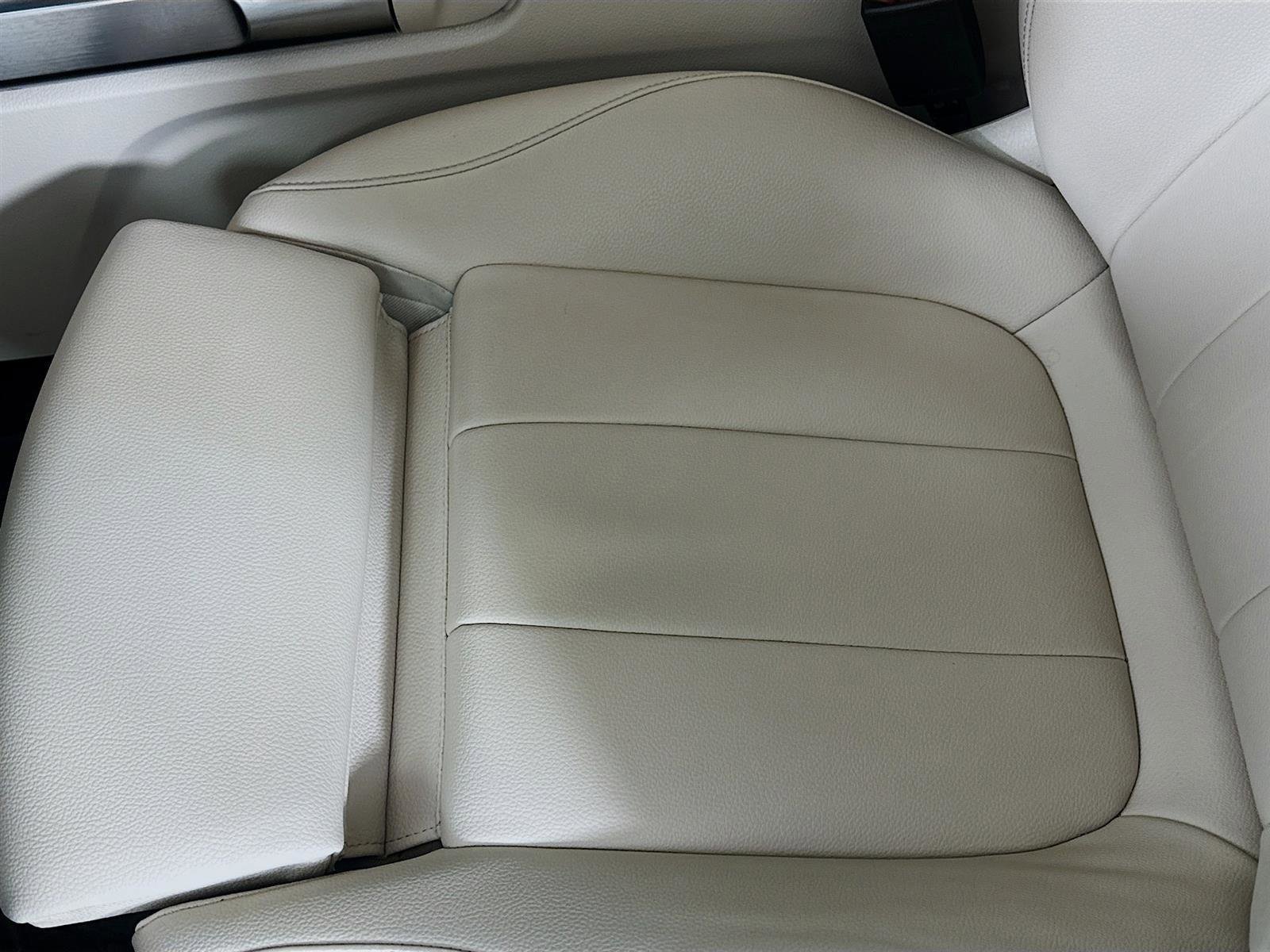 Used 2020 Mercedes-Benz GLB 250 4MATIC image 23