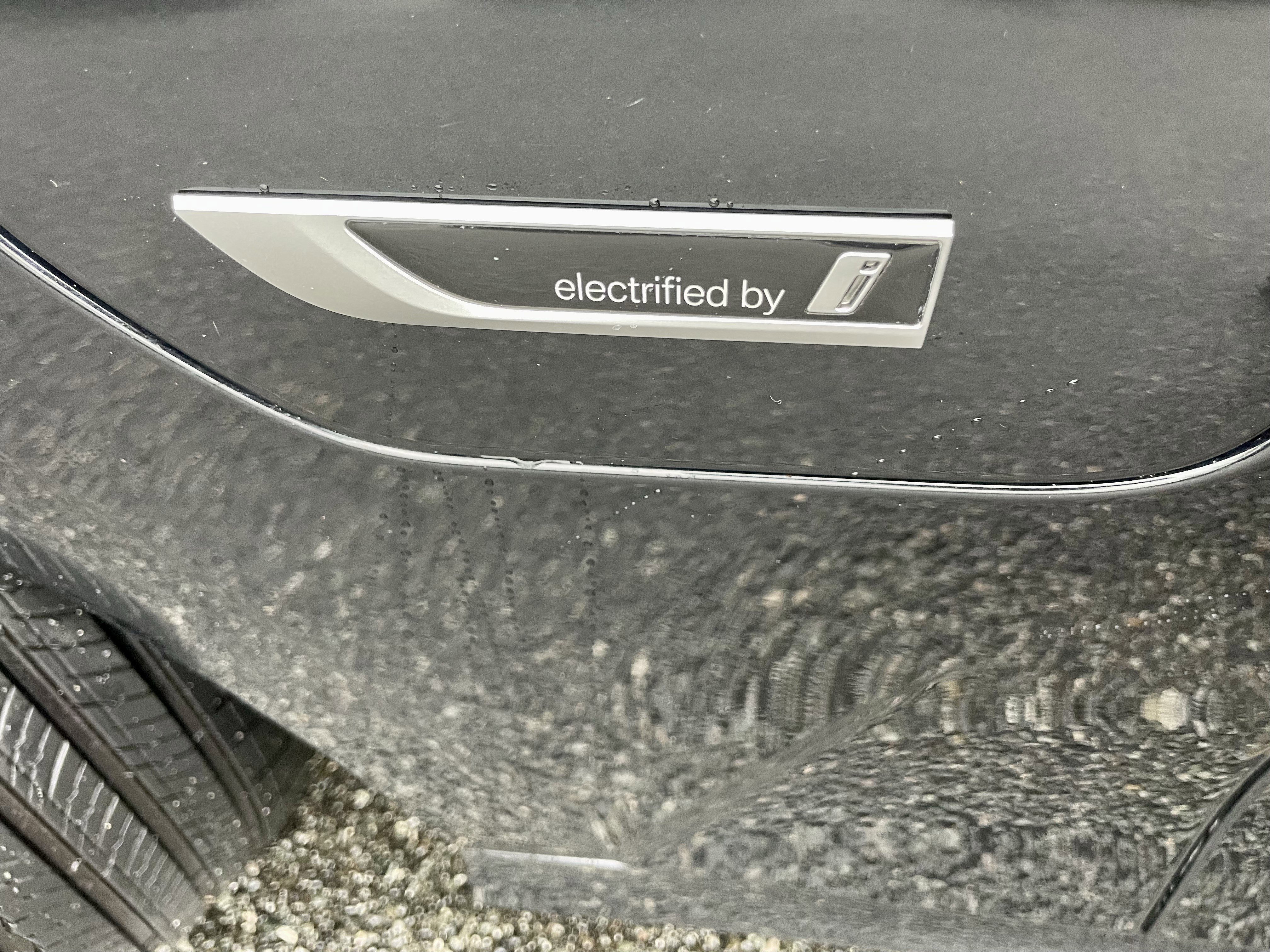 Used 2023 BMW 330e xDrive w/ M Sport Package AWD/4WD image 38