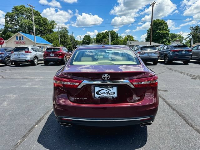 Used 2017 Toyota Avalon XLE Premium w/ All Weather Liner Package FWD image 7