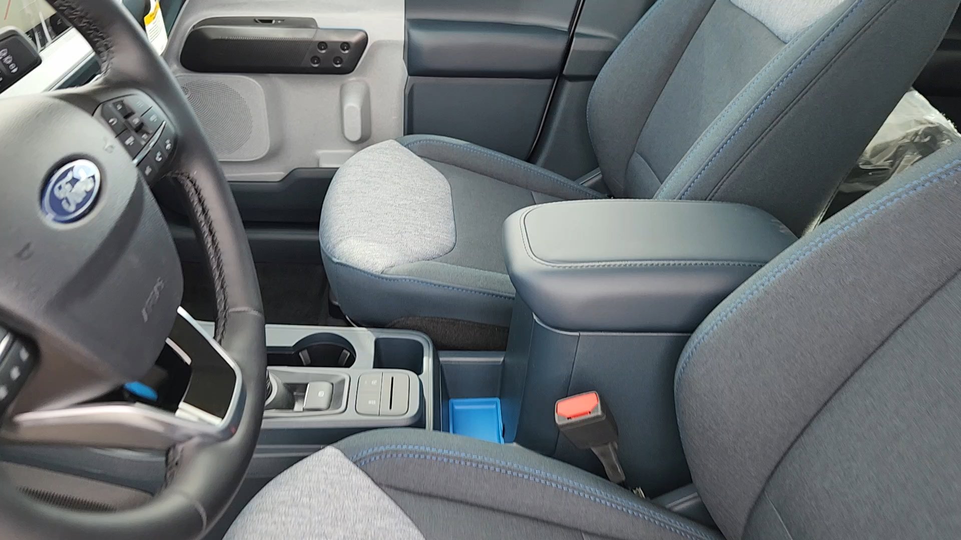 New 2026 Ford Maverick XLT w/ XLT Luxury Package image 32