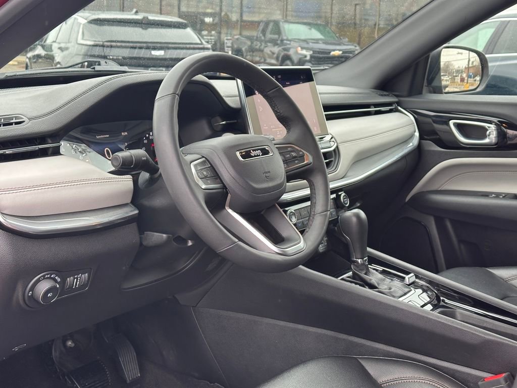 Used 2024 Jeep Compass Limited AWD/4WD image 24