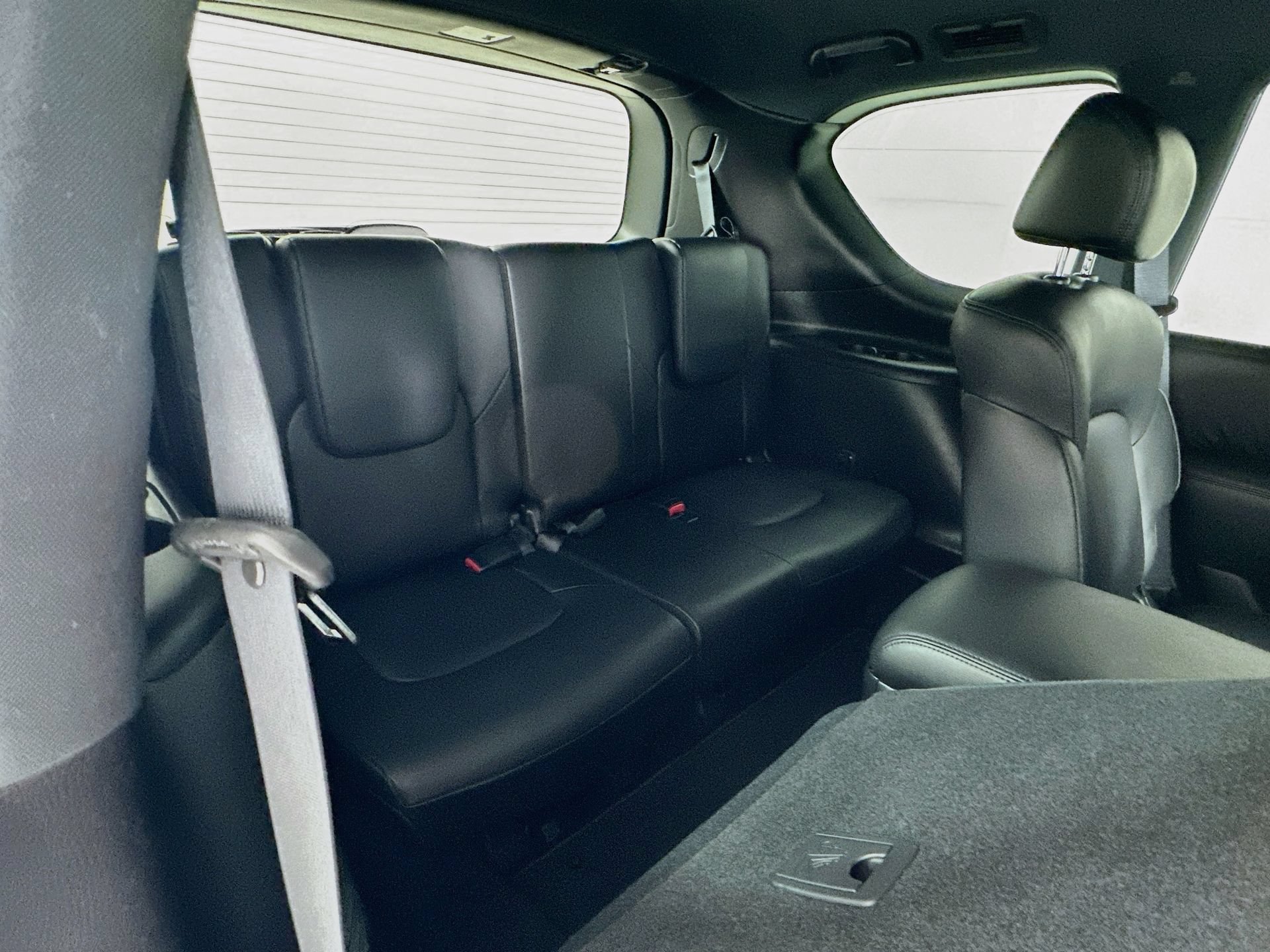 Used 2023 Nissan Armada SL w/ Midnight Edition Package RWD image 31