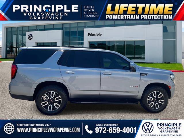 Used 2024 GMC Yukon AT4 w/ Technology Package AWD/4WD image 4
