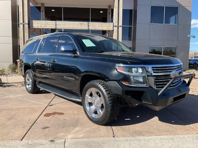 Used 2019 Chevrolet Suburban Premier AWD/4WD image 2