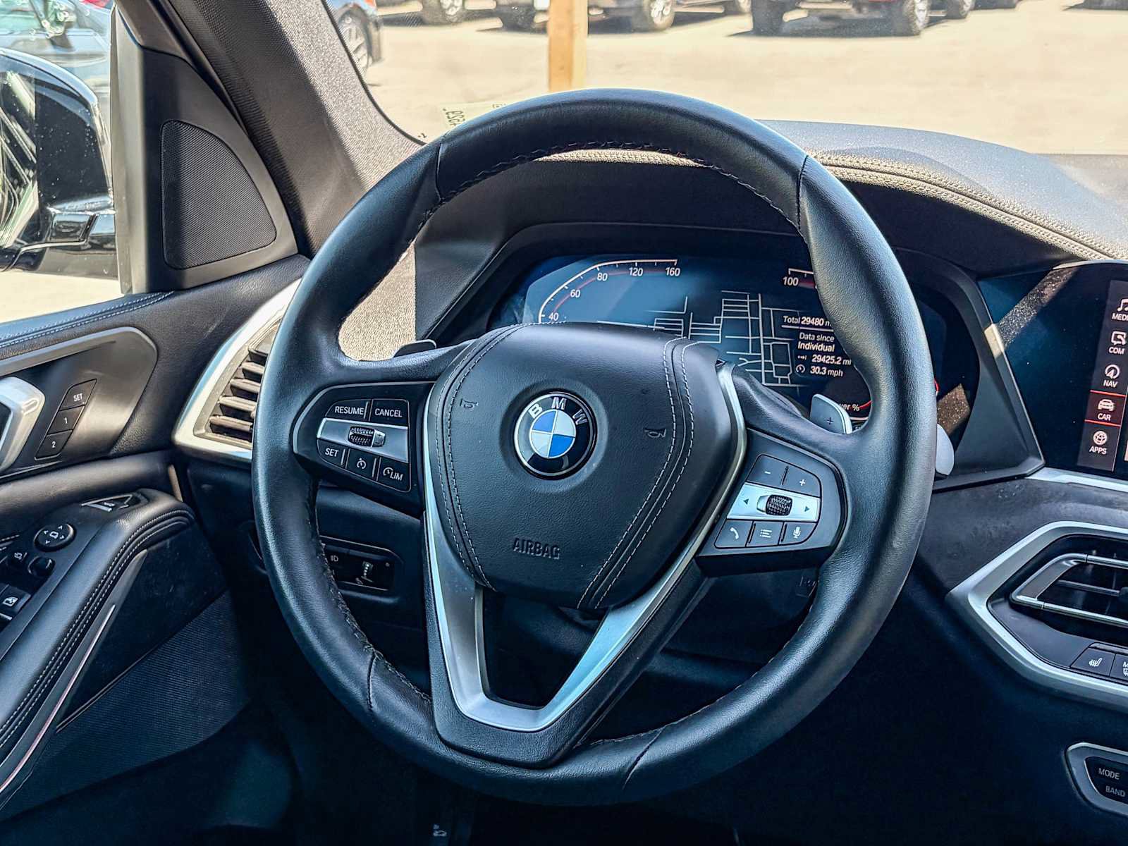 Used 2023 BMW X5 xDrive40i w/ Parking Assistance Package AWD/4WD image 14