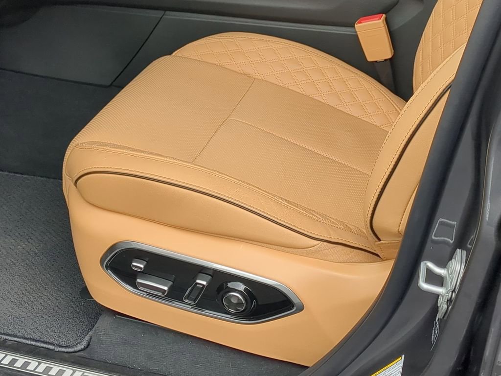 New 2025 Jeep Grand Cherokee L Summit image 17