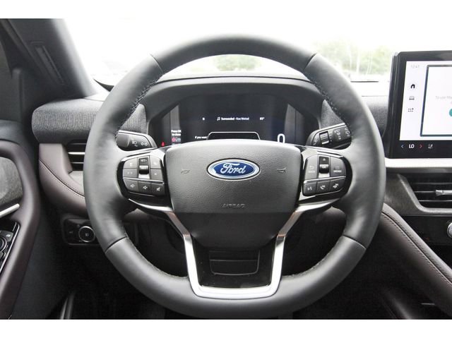 Used 2026 Ford Explorer Platinum image 14