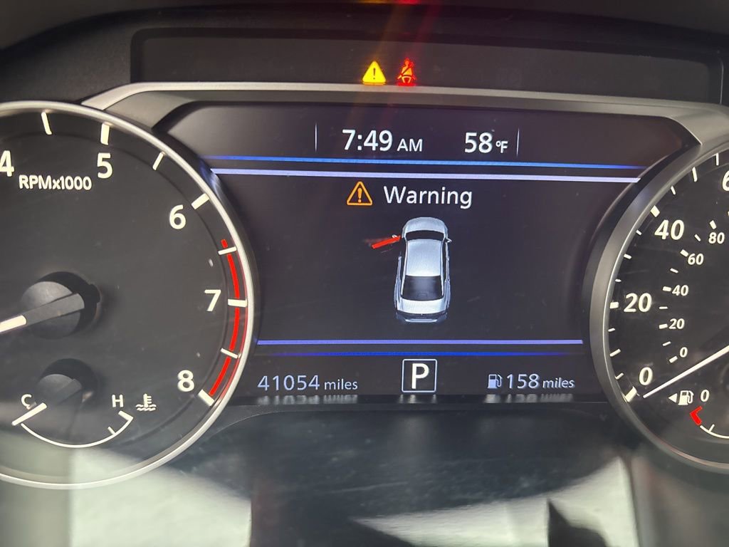 Used 2024 Nissan Altima 2.5 SV FWD image 18
