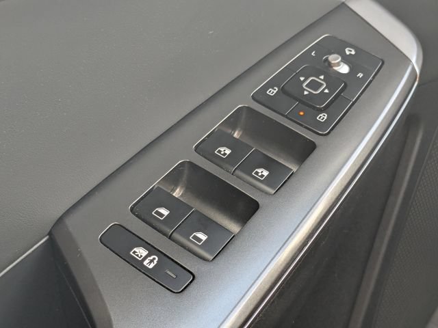 Certified 2024 Kia EV6 Light RWD image 24
