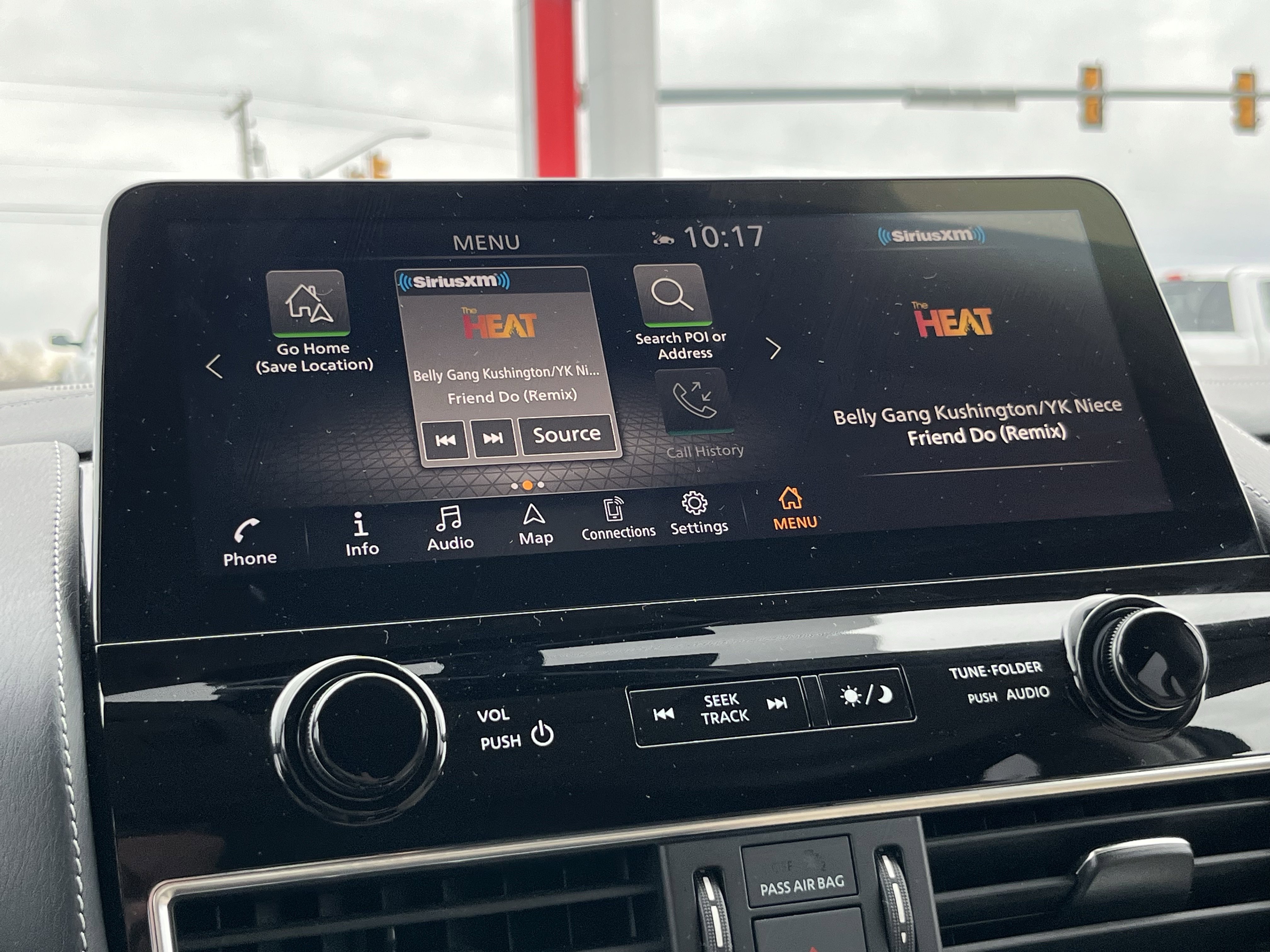 Used 2023 Nissan Armada Platinum w/ Captain's Chairs Package image 33