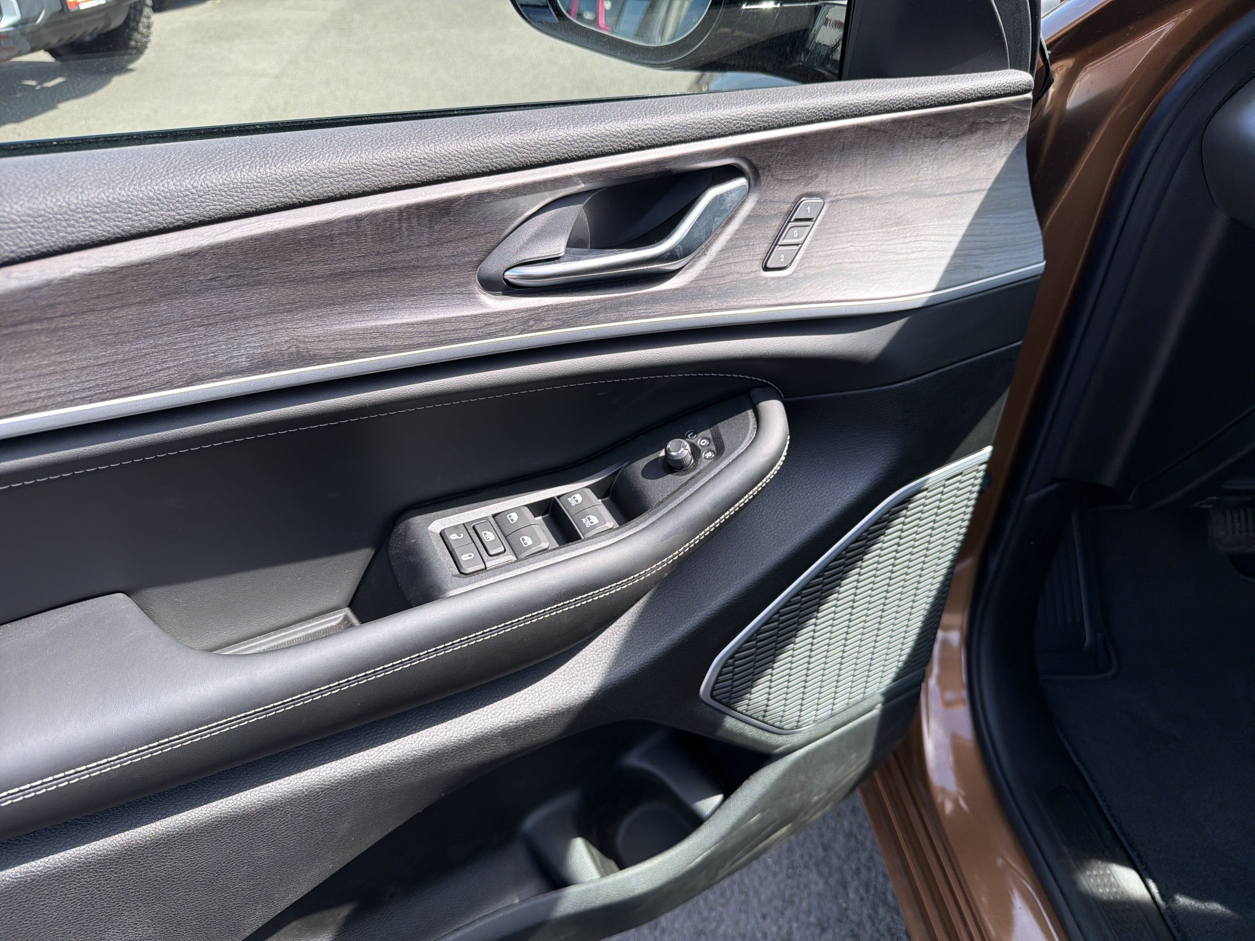 New 2026 Jeep Grand Cherokee L Limited AWD/4WD image 14
