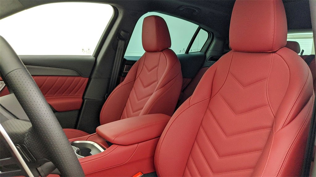 New 2024 Maserati Grecale Trofeo image 33