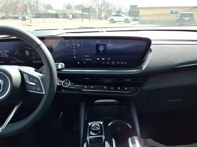 Used 2025 Buick Envision Preferred image 13