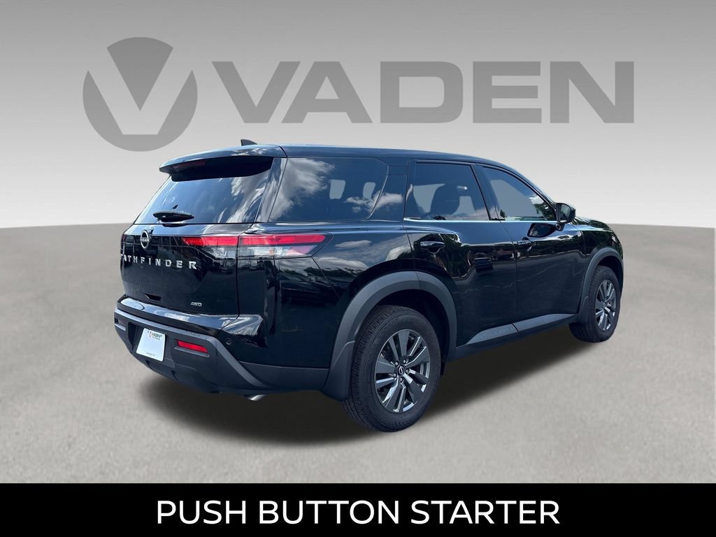 Used 2024 Nissan Pathfinder S AWD/4WD image 6
