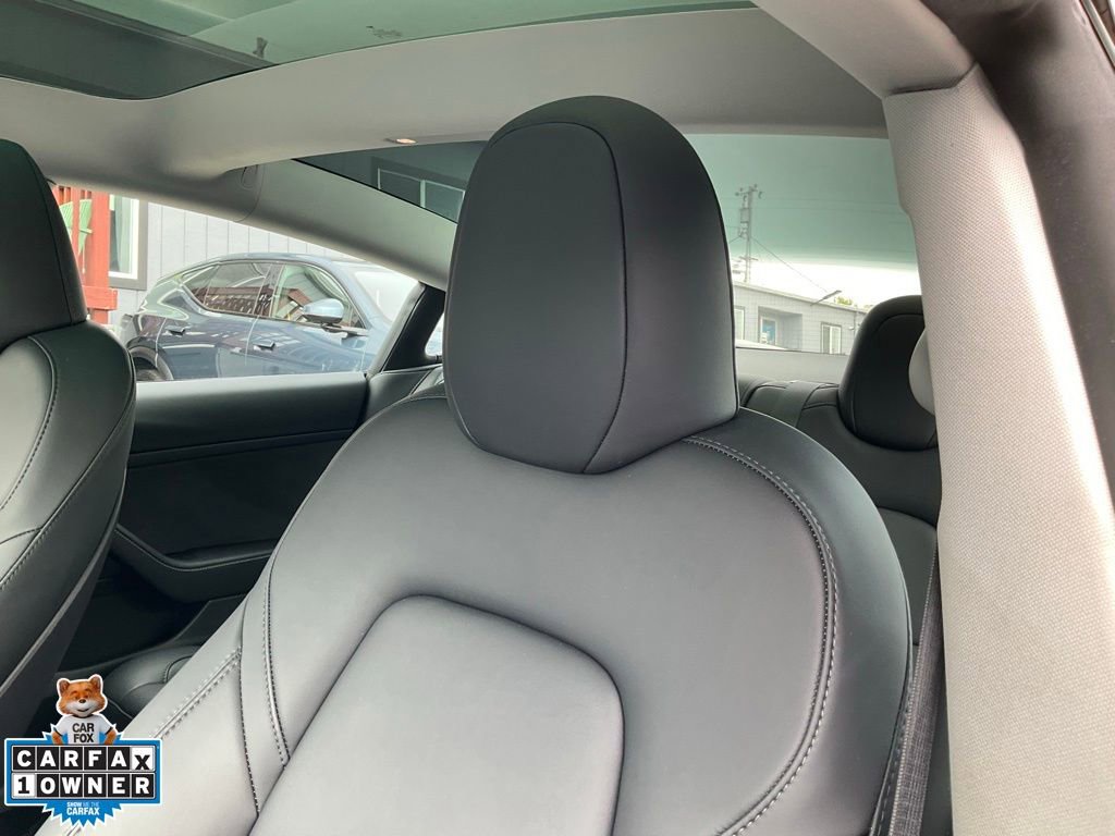Used 2023 Tesla Model 3 Standard Range RWD image 18