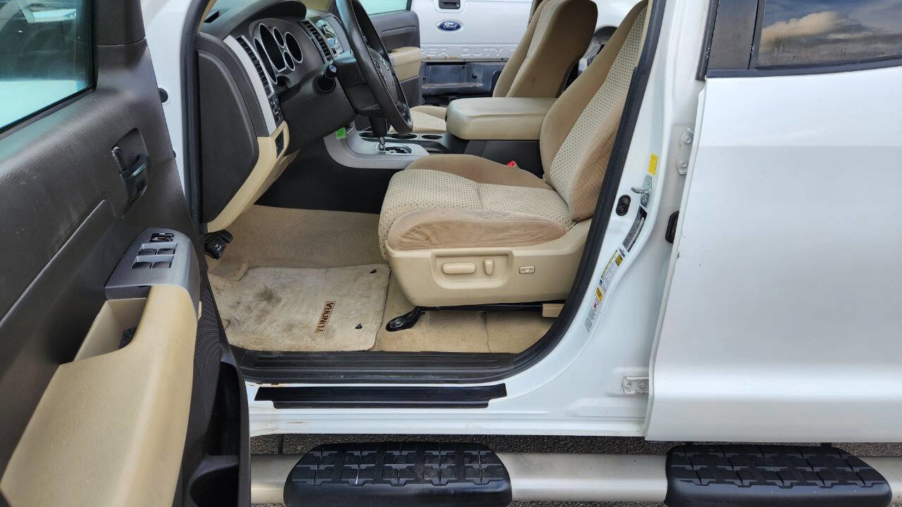 Used 2011 Toyota Tundra 4x4 Double Cab image 22