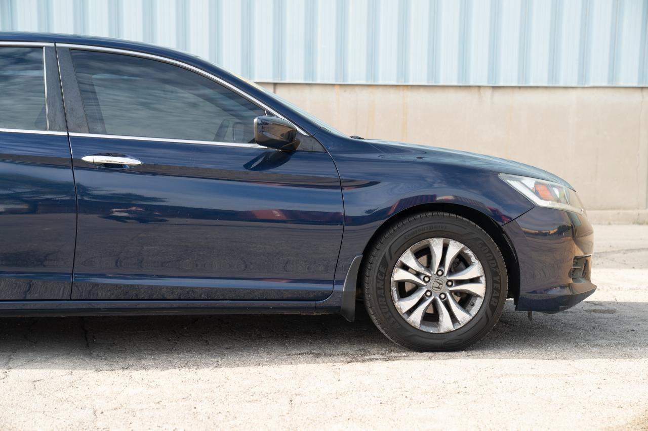 Used 2015 Honda Accord LX image 11