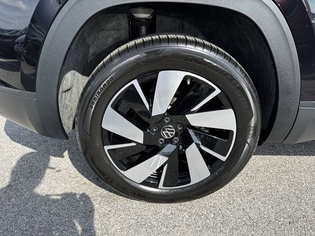 New 2026 Volkswagen Atlas Cross Sport SE image 32