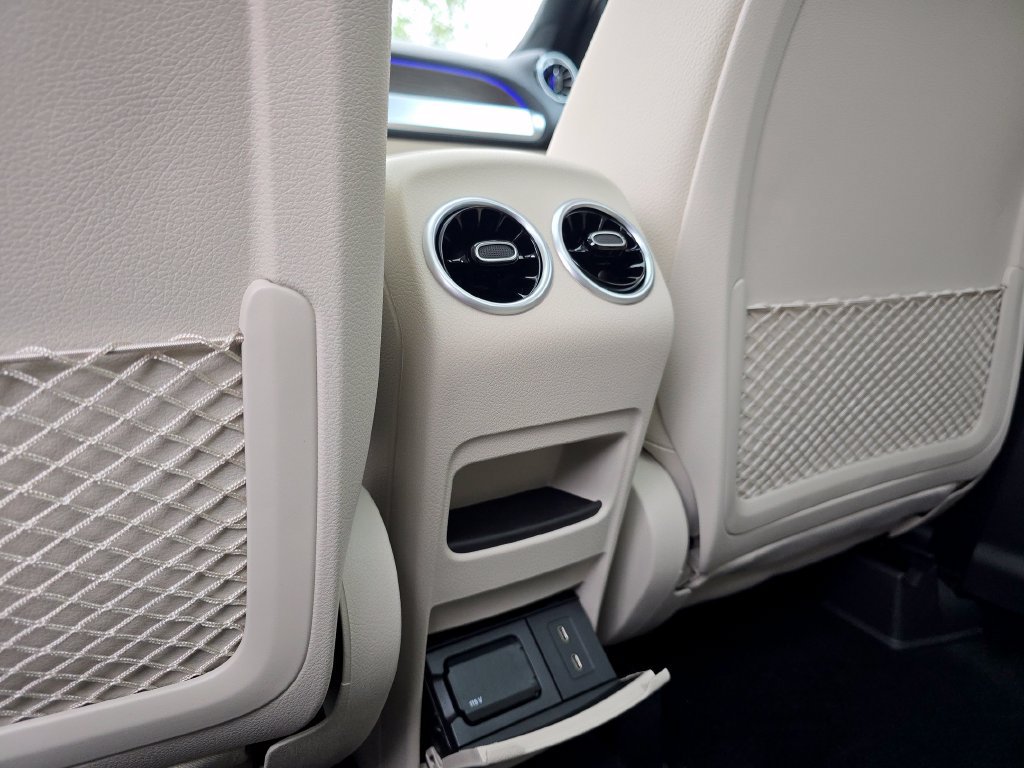 New 2026 Mercedes-Benz GLB 250 4MATIC image 24