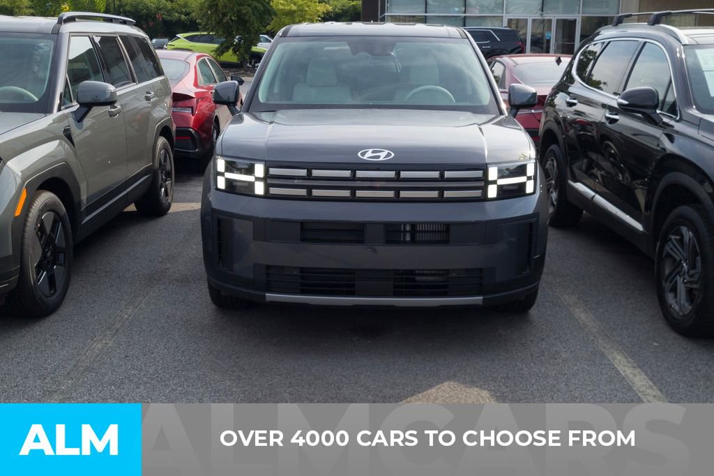 Used 2024 Hyundai Santa Fe SE image 2