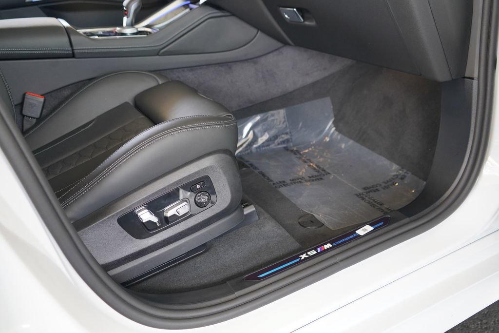 New 2026 BMW X5 M Competition w/ Executive Package AWD/4WD image 16