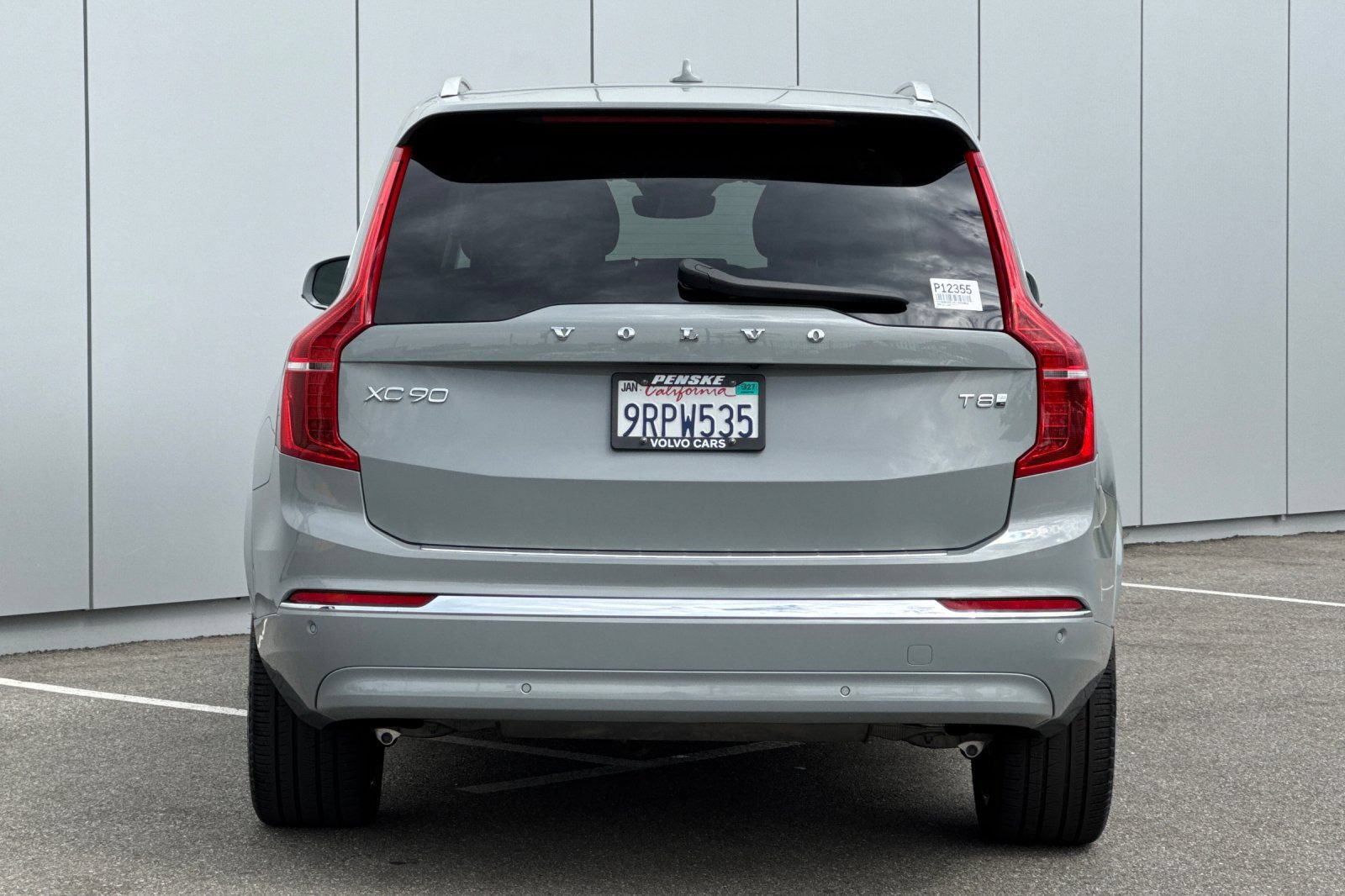 Used 2025 Volvo XC90 T8 Plus w/ Protection Package Premier AWD/4WD image 4