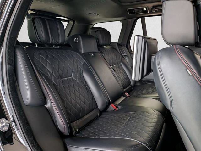 Used 2021 Land Rover Range Rover SV Autobiography Dynamic image 19